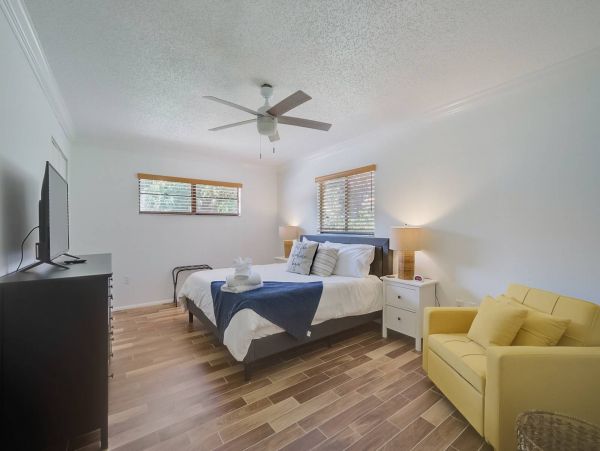 Anna Maria Island Holmes Beach Home 1011263