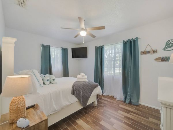 Anna Maria Island Holmes Beach Home 1011263