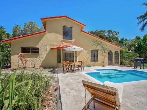 Anna Maria Island Holmes Beach Home 1011263