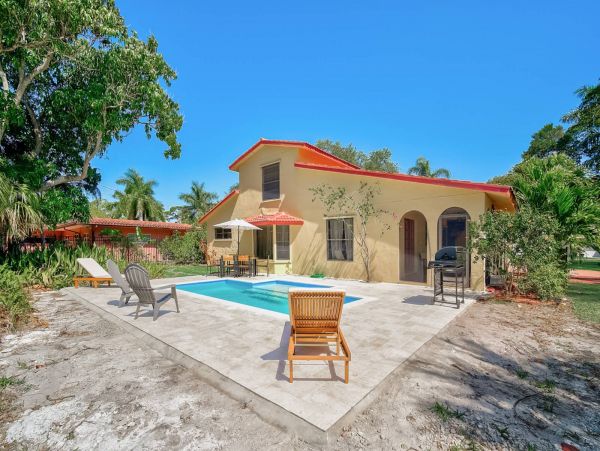 Anna Maria Island Holmes Beach Home 1011263