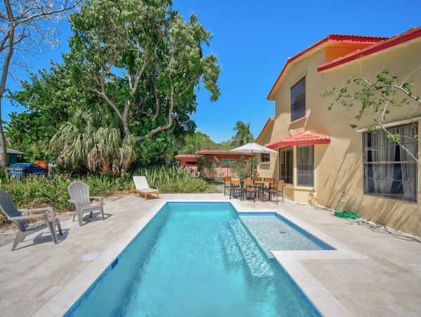 Anna Maria Island Holmes Beach Home 1011263