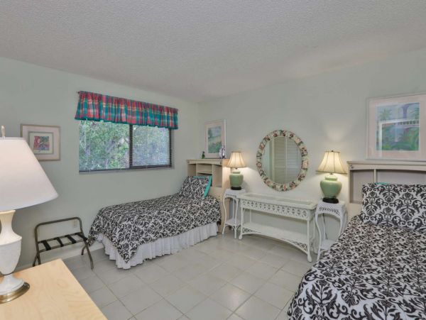 Anna Maria Island Holmes Beach Home 1011267
