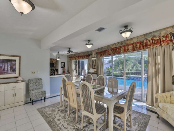 Anna Maria Island Holmes Beach Home 1011267