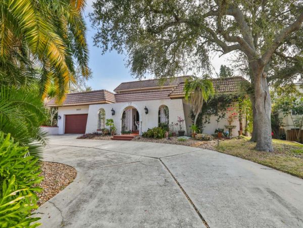 Anna Maria Island Holmes Beach Home 1011267