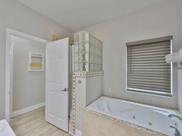 Anna Maria Island Holmes Beach Home 1011268