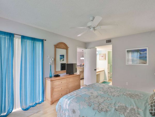 Anna Maria Island Holmes Beach Condo 1011273