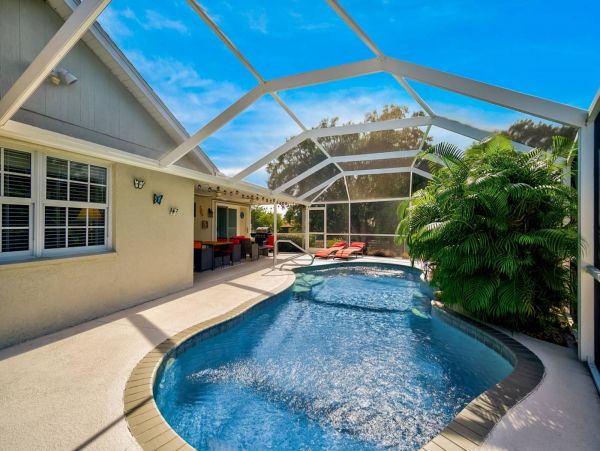 Anna Maria Island Holmes Beach Home 1011274