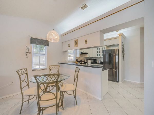Anna Maria Island Holmes Beach Home 1011274