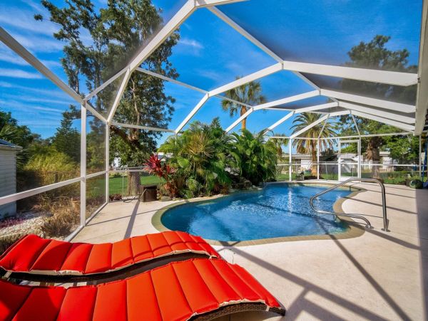 Anna Maria Island Holmes Beach Home 1011274