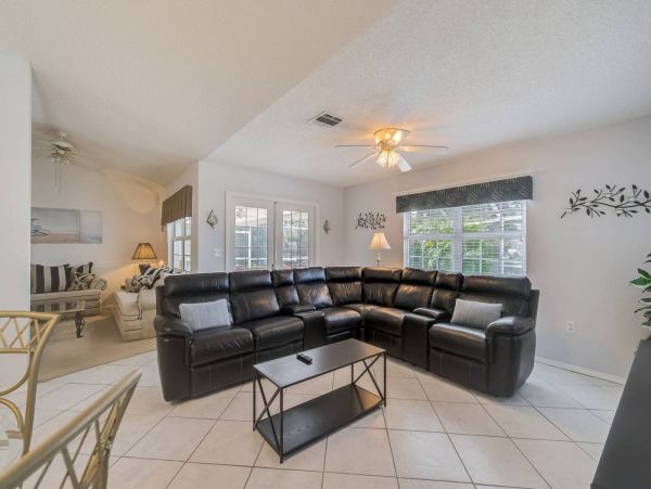 Anna Maria Island Holmes Beach Home 1011274