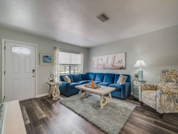 Anna Maria Island Holmes Beach Home 1011279