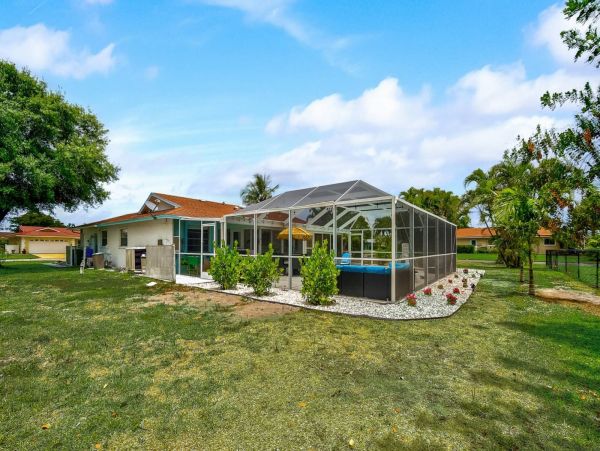 Anna Maria Island Holmes Beach Home 1011279