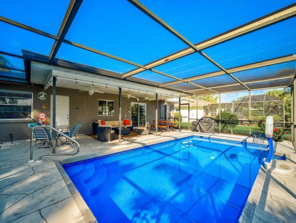 Anna Maria Island Holmes Beach Home 1011280