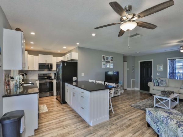 Anna Maria Island Holmes Beach Home 1011280