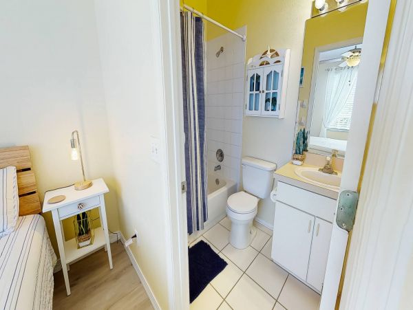 Anna Maria Island Holmes Beach Condo 1011281