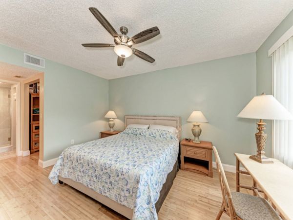 Anna Maria Island Holmes Beach Condo 1011285