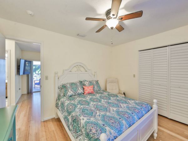 Anna Maria Island Holmes Beach Home 1011288