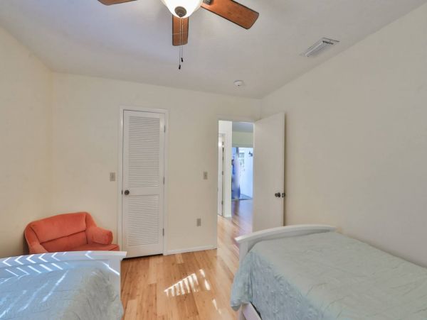 Anna Maria Island Holmes Beach Home 1011288