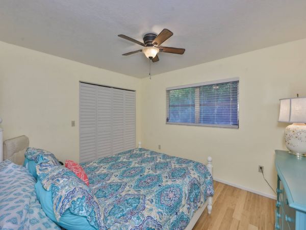 Anna Maria Island Holmes Beach Home 1011288