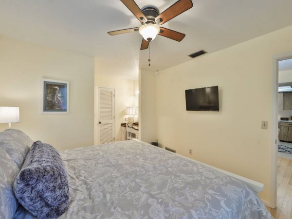 Anna Maria Island Holmes Beach Home 1011288