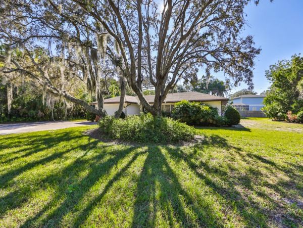 Anna Maria Island Holmes Beach Home 1011288