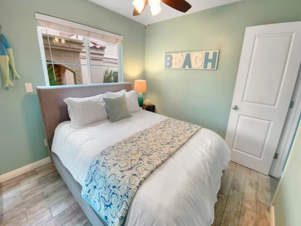 4 plus loft modern townhome Near Pacific Beach