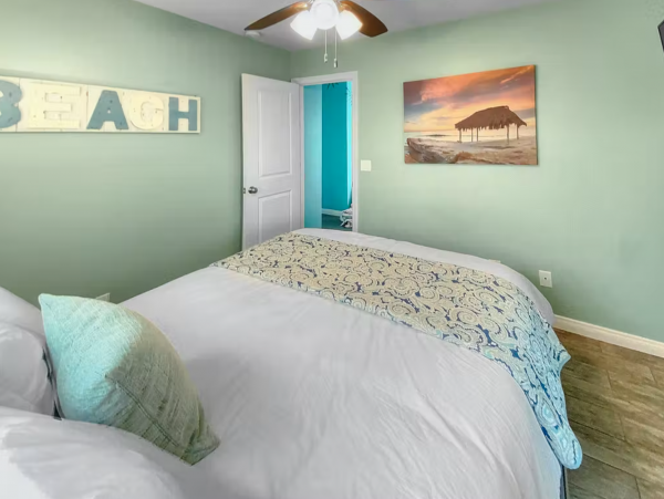 4 plus loft modern townhome Near Pacific Beach