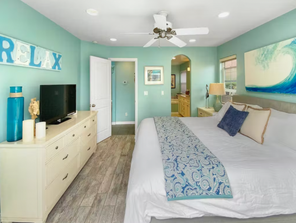 4 plus loft modern townhome Near Pacific Beach