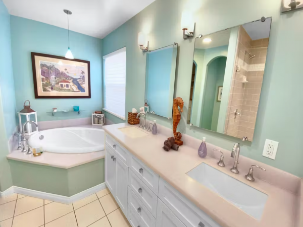 4 plus loft modern townhome Near Pacific Beach