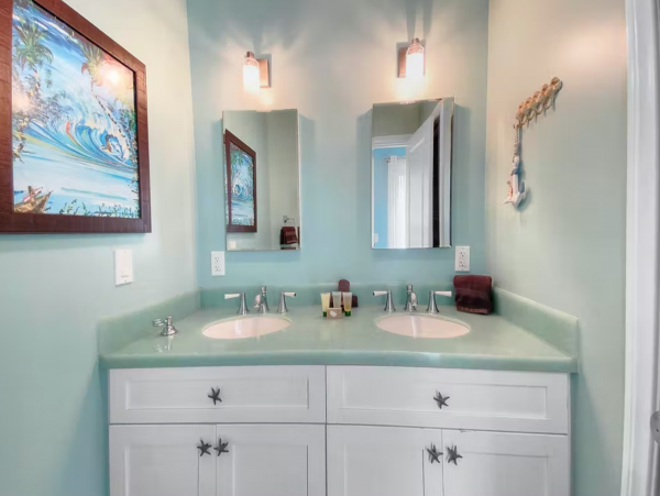 4 plus loft modern townhome Near Pacific Beach
