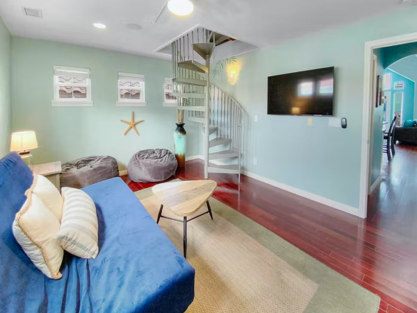 4 plus loft modern townhome Near Pacific Beach