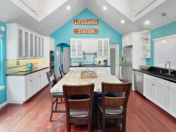 4 plus loft modern townhome Near Pacific Beach