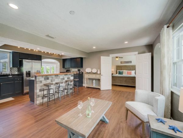 Anna Maria Island Holmes Beach Home 1011291