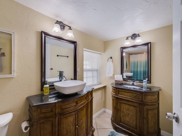 Anna Maria Island Holmes Beach Home 1011291