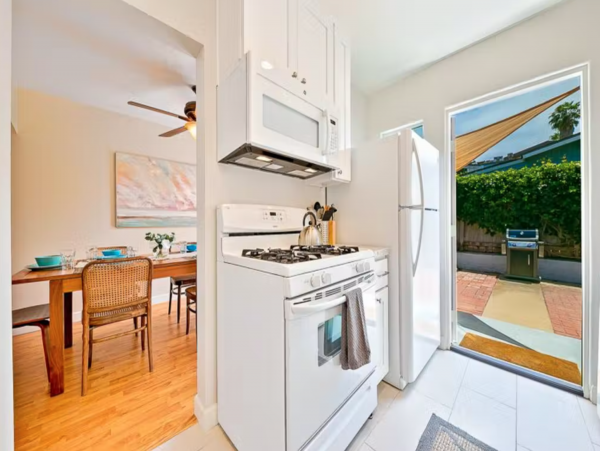 Remodeled duplex Walk to Kellogg Beach