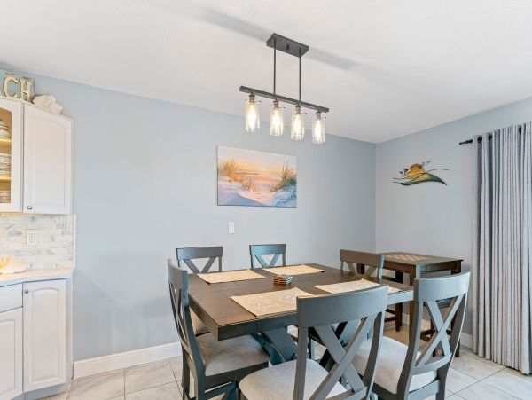 Indian Rocks Beach Two Bedroom Condo with Breathtaking Waterway Views