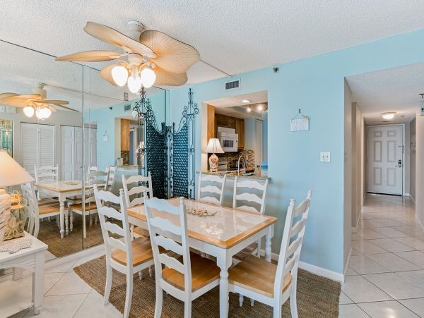 Three Bedroom Lovely Condo Gulf Front