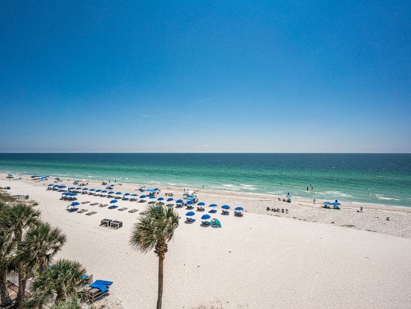 Three Bedroom Lovely Condo Gulf Front