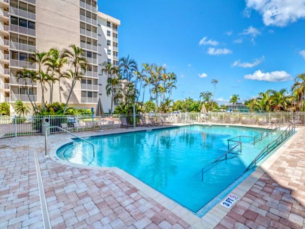 Bonita Springs Condo 1011327