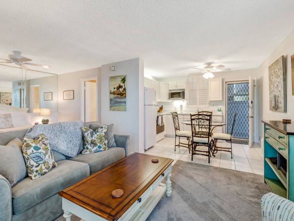 Bonita Springs Condo 1011330
