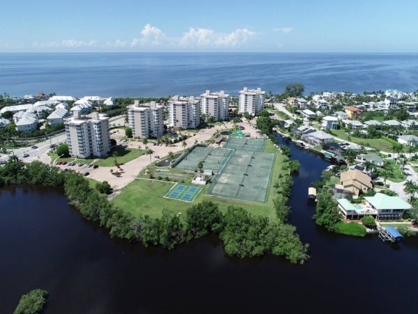 Bonita Springs Condo 1011330