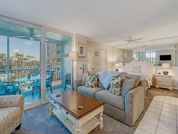 Bonita Springs Condo 1011330