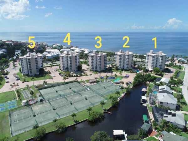 Bonita Springs Condo 1011334