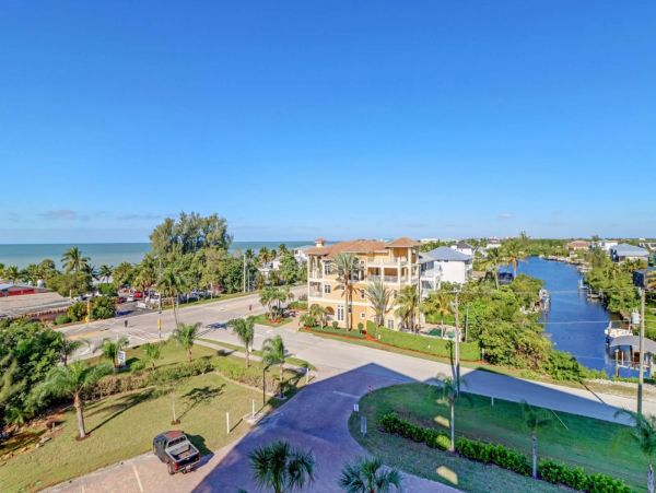 Bonita Springs Condo 1011335