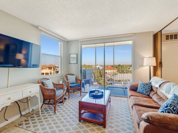 Bonita Springs Condo 1011335
