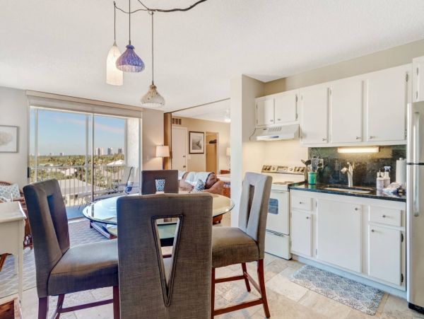 Bonita Springs Condo 1011335