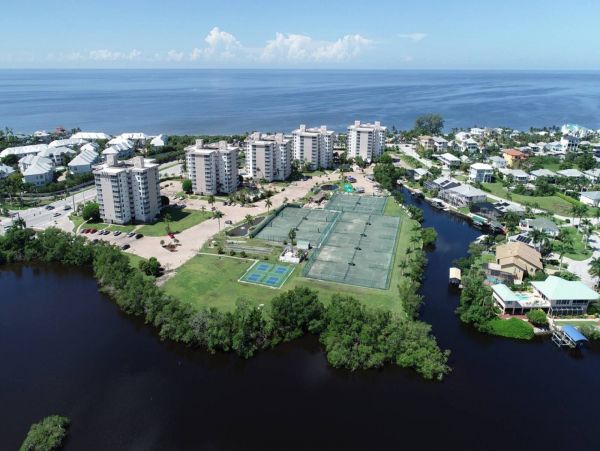 Bonita Springs Condo 1011335