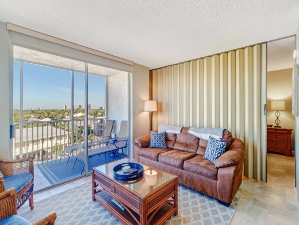 Bonita Springs Condo 1011335
