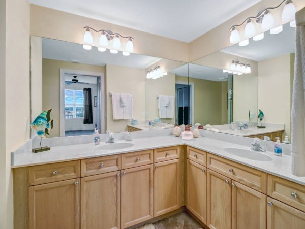 Bonita Springs Condo 1011337