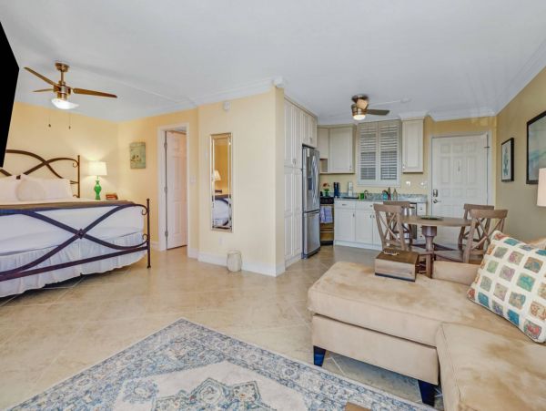 Bonita Springs Condo 1011338